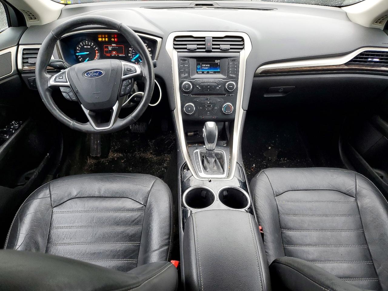 2014 FORD FUSION SE photo 22