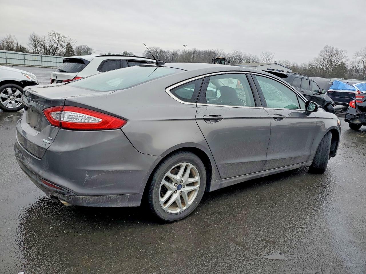 2014 FORD FUSION SE photo 7