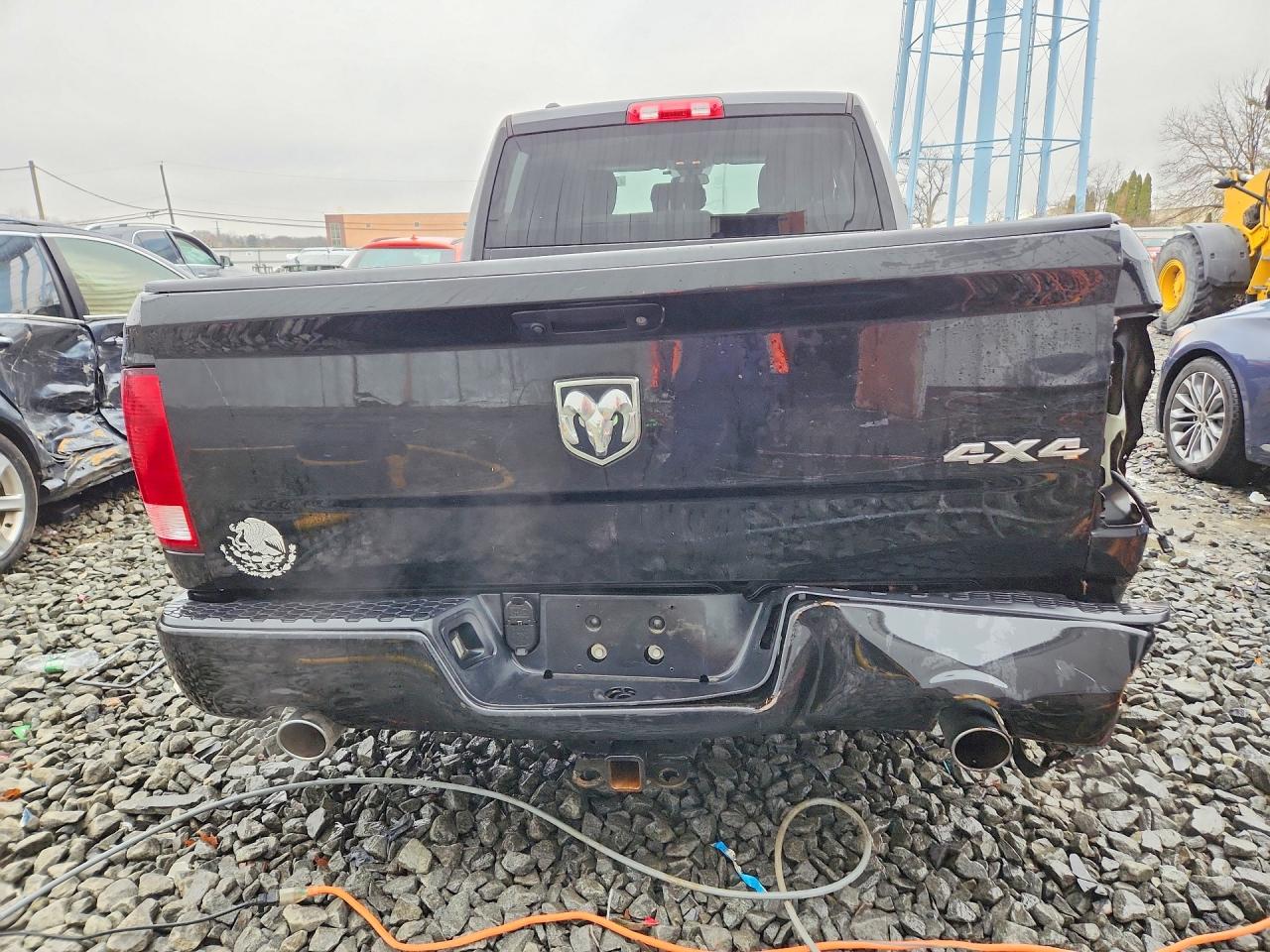 2018 RAM 1500 ST photo 11