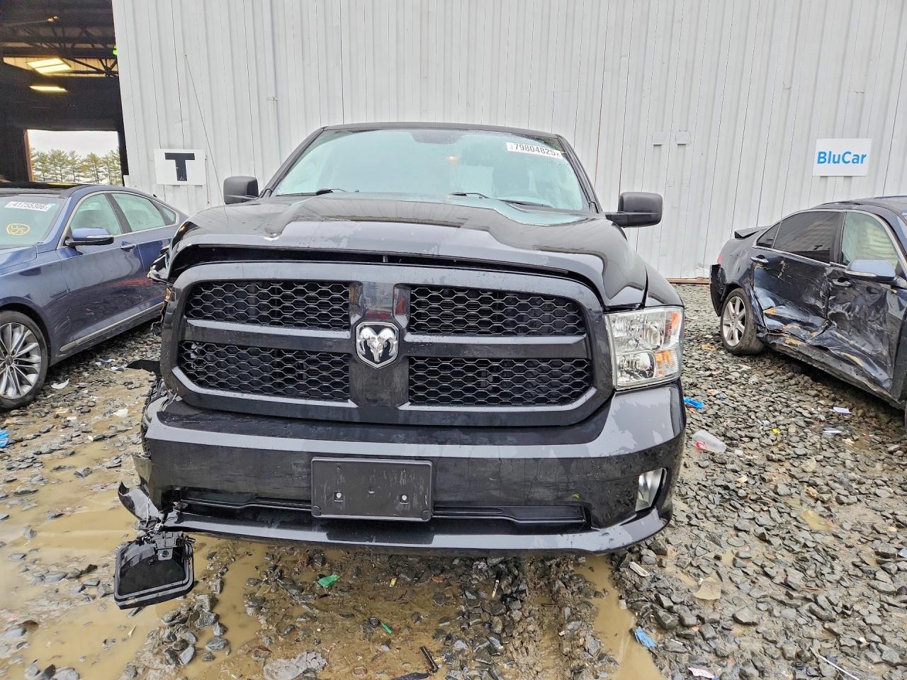 2018 RAM 1500 ST photo 9
