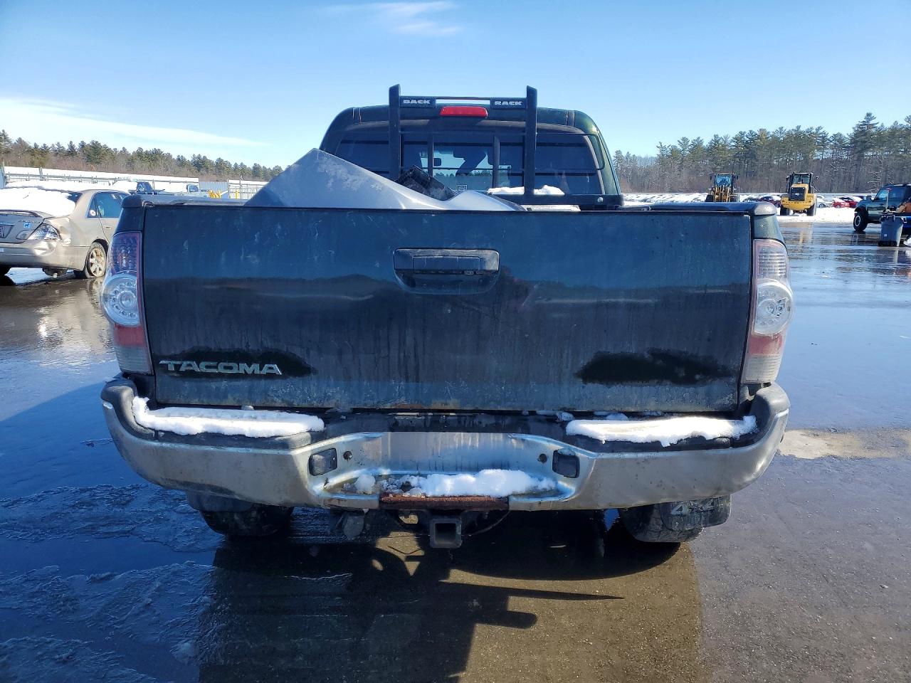 2013 TOYOTA TACOMA photo 11