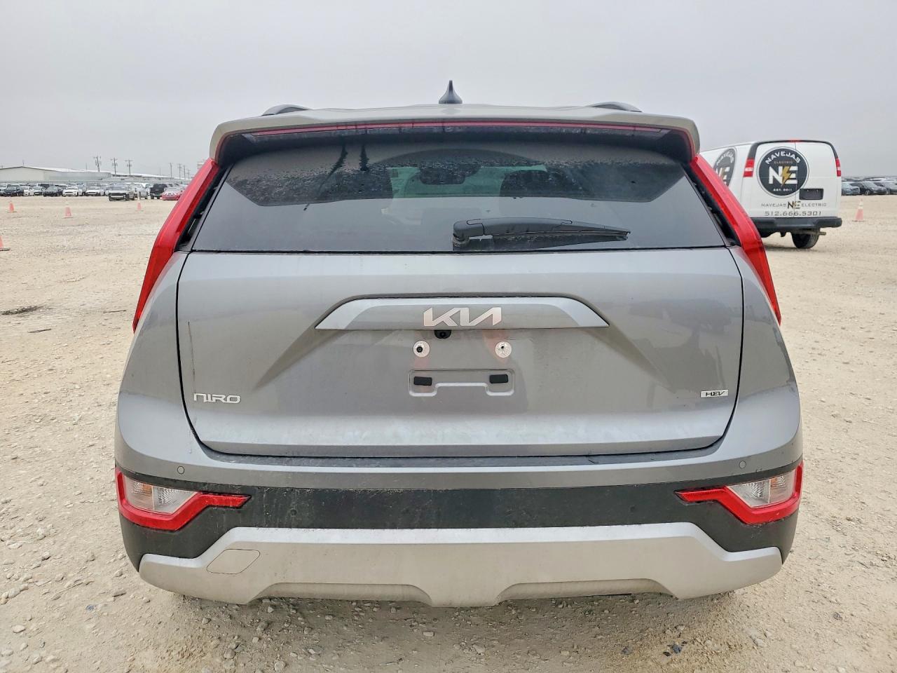 2025 KIA NIRO EX photo 6