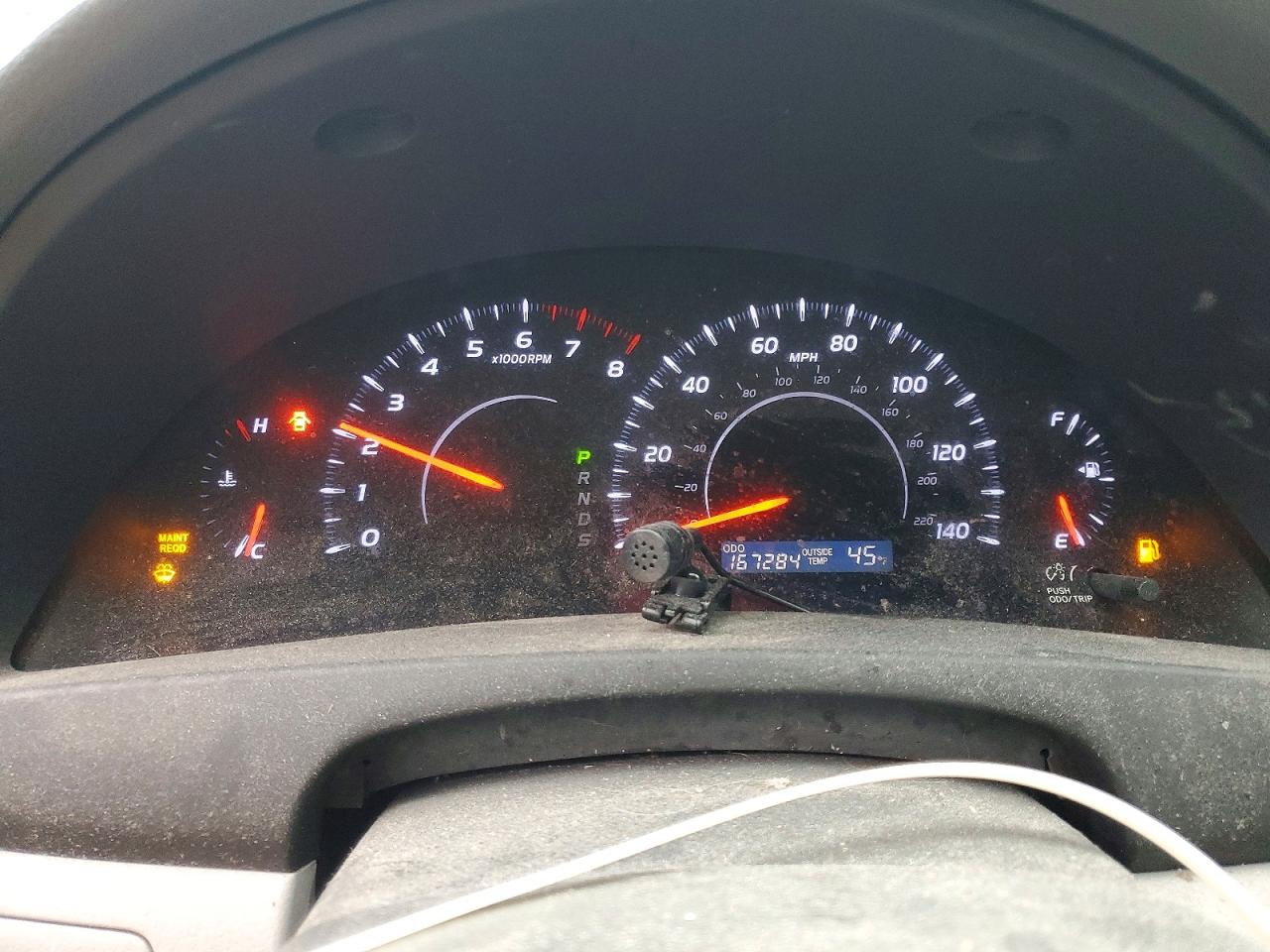 2011 TOYOTA CAMRY LE photo 9