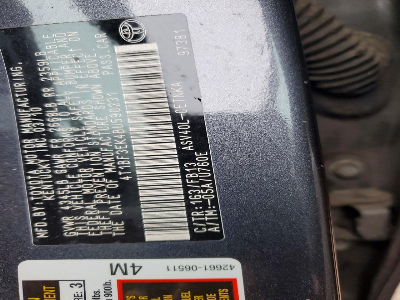 2011 TOYOTA CAMRY LE photo 12
