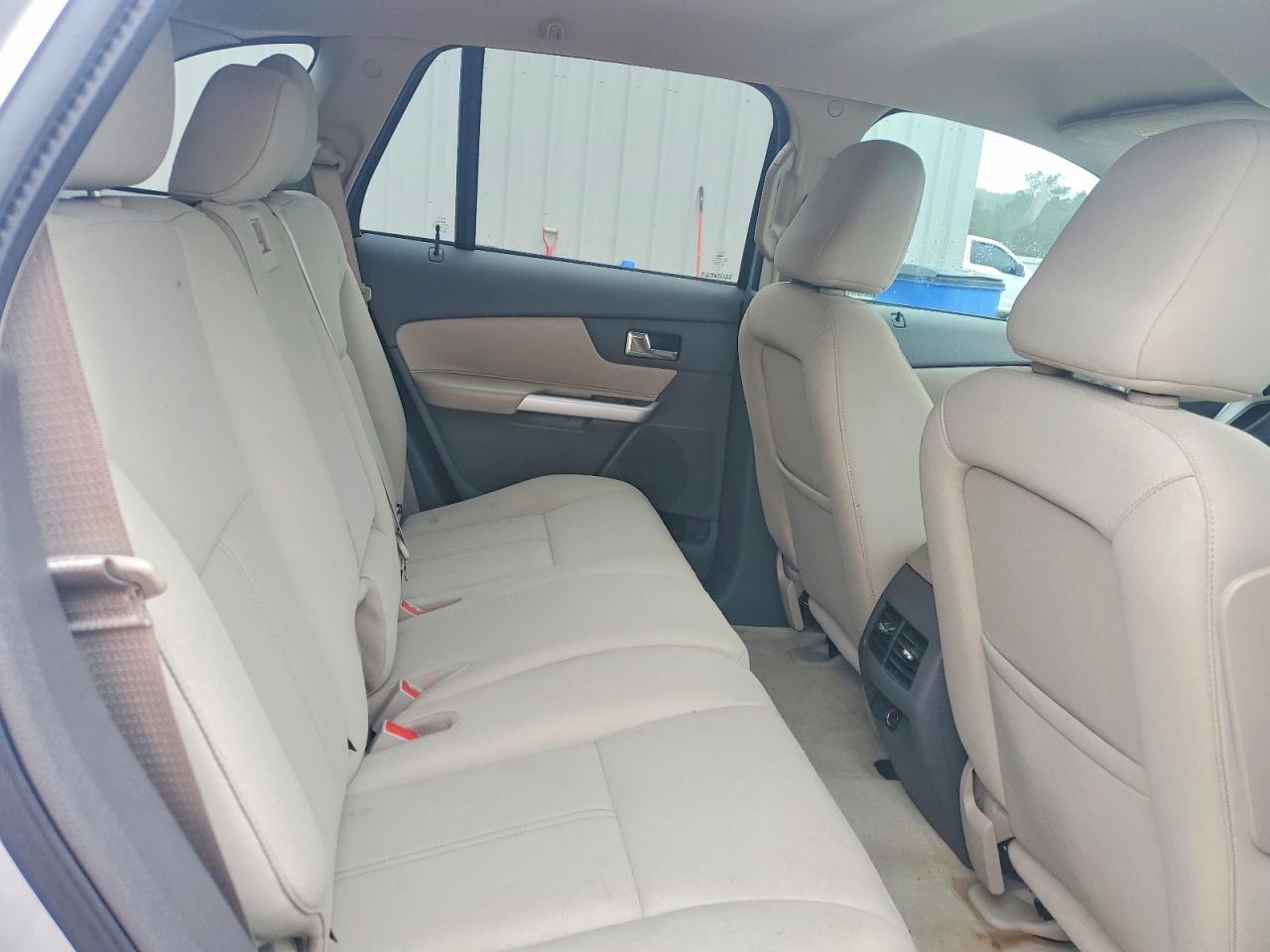 2011 FORD EDGE SE photo 21
