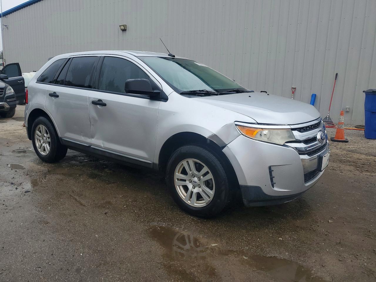 2011 FORD EDGE SE photo 7