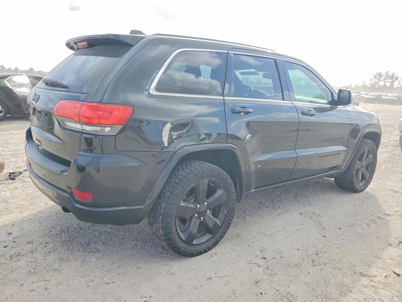 2014 JEEP GRAND CHEROKEE LAREDO photo 5
