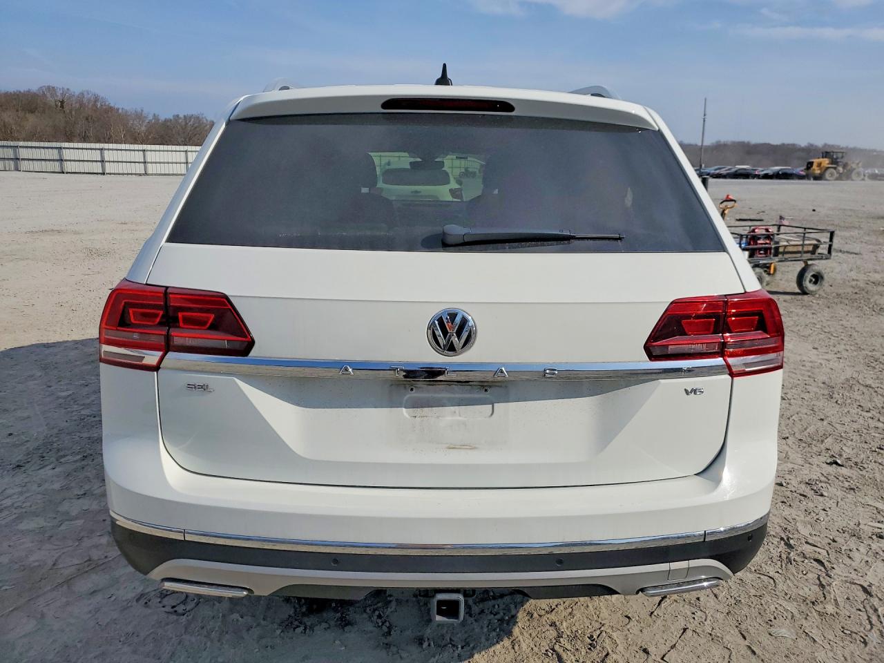 2018 VOLKSWAGEN ATLAS SEL photo 6