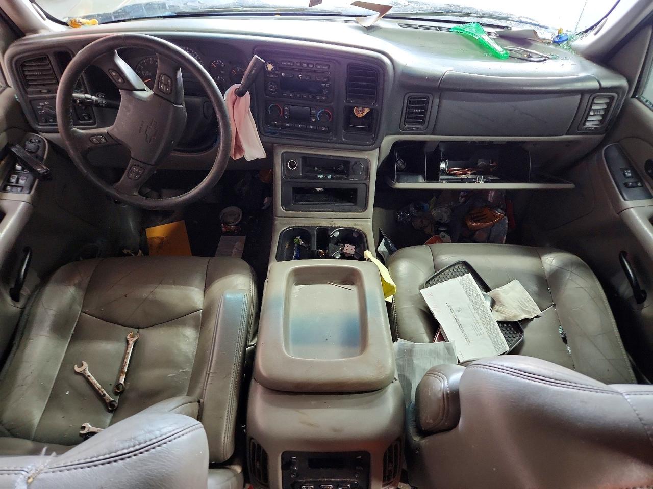 2005 CHEVROLET AVALANCHE C1500 photo 8