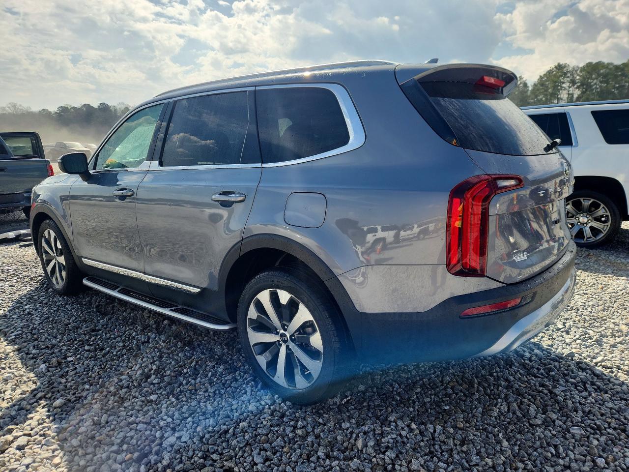 2021 KIA TELLURIDE EX photo 4