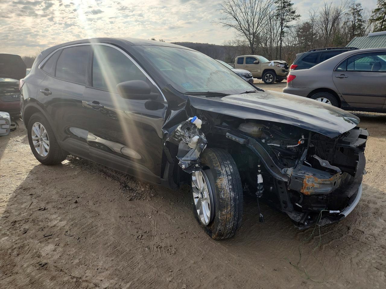 2022 FORD ESCAPE SE photo 4