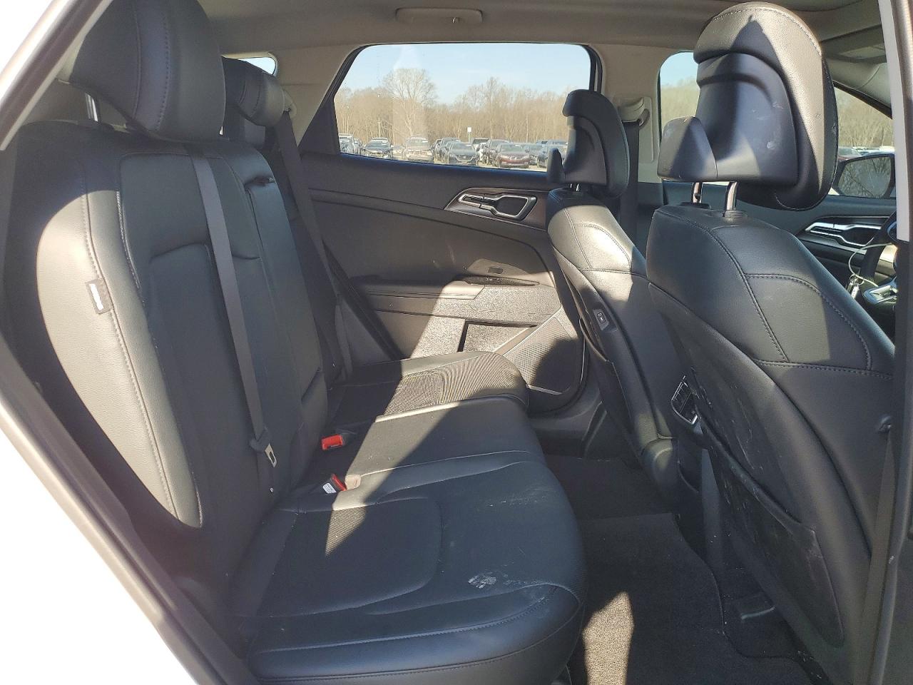 2025 KIA SPORTAGE EX photo 28