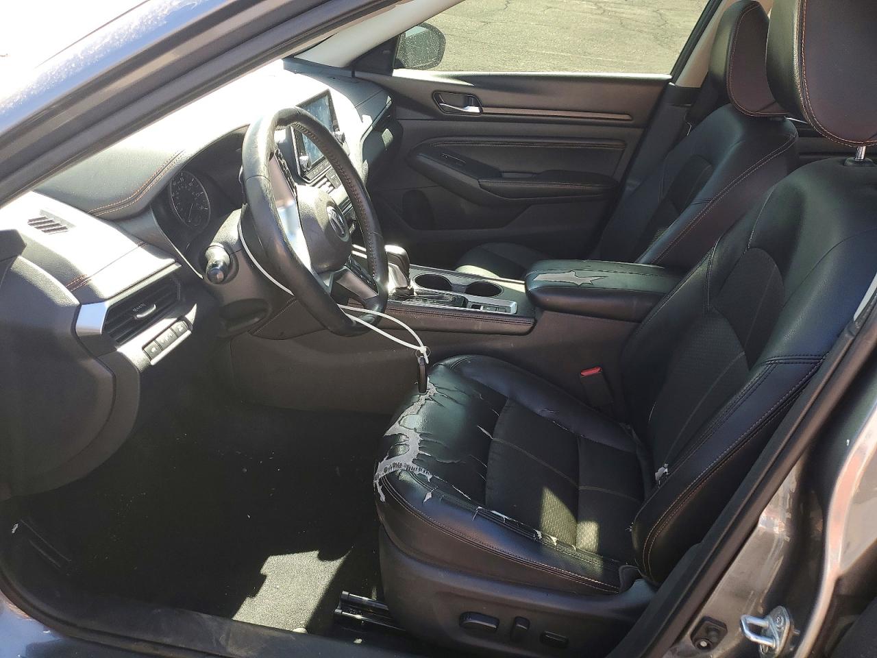 2019 NISSAN ALTIMA 2.5 SR photo 7