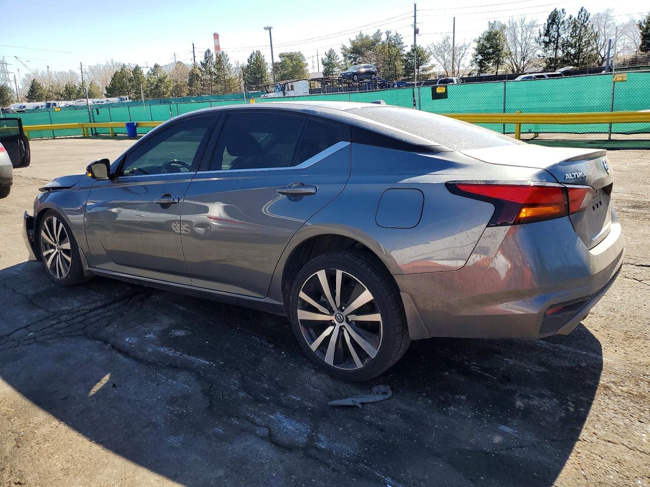 2019 NISSAN ALTIMA 2.5 SR photo 2