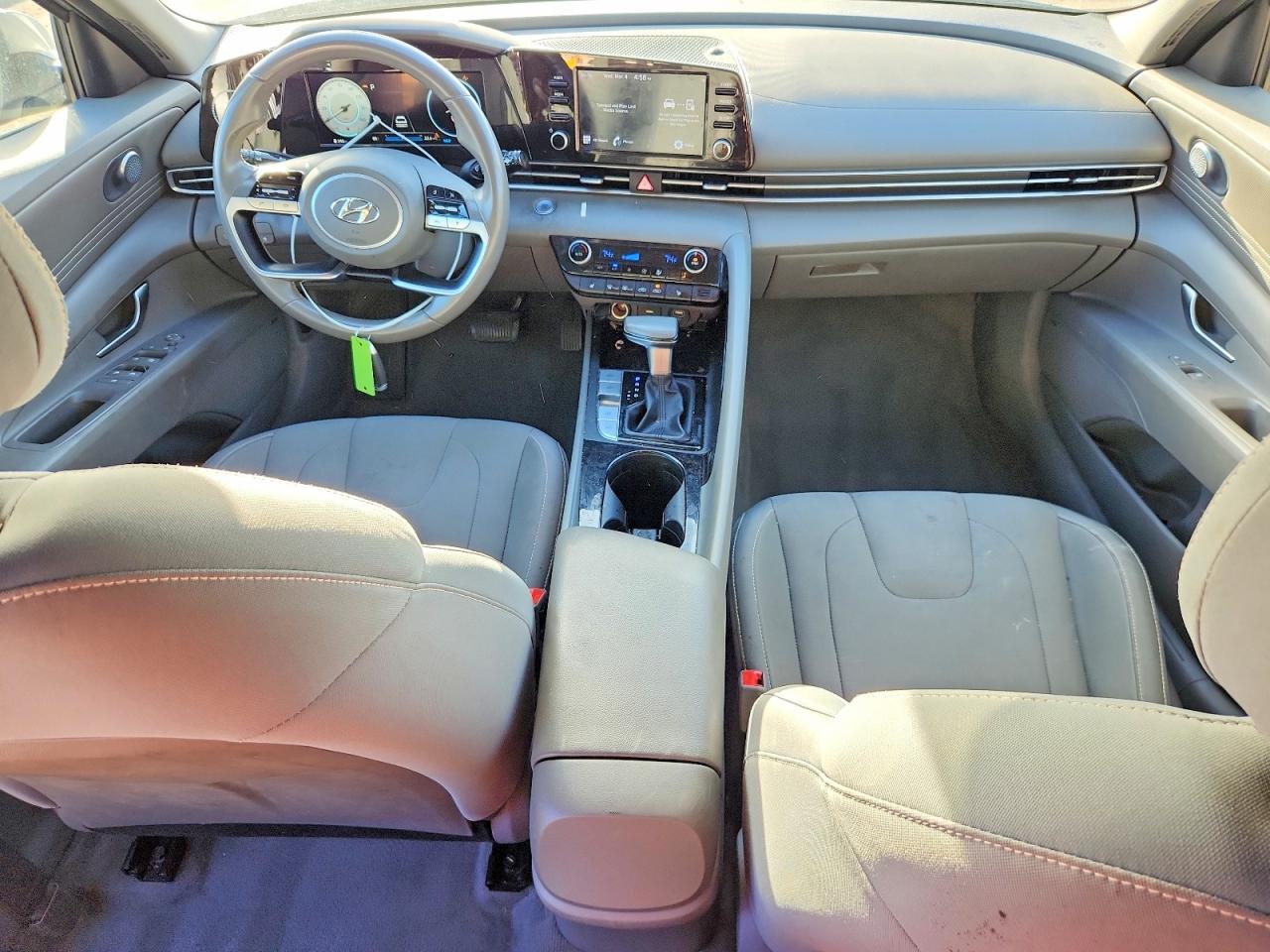 2021 HYUNDAI ELANTRA SEL photo 8