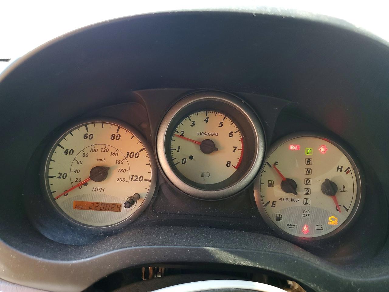 2003 TOYOTA RAV4 BASE photo 17