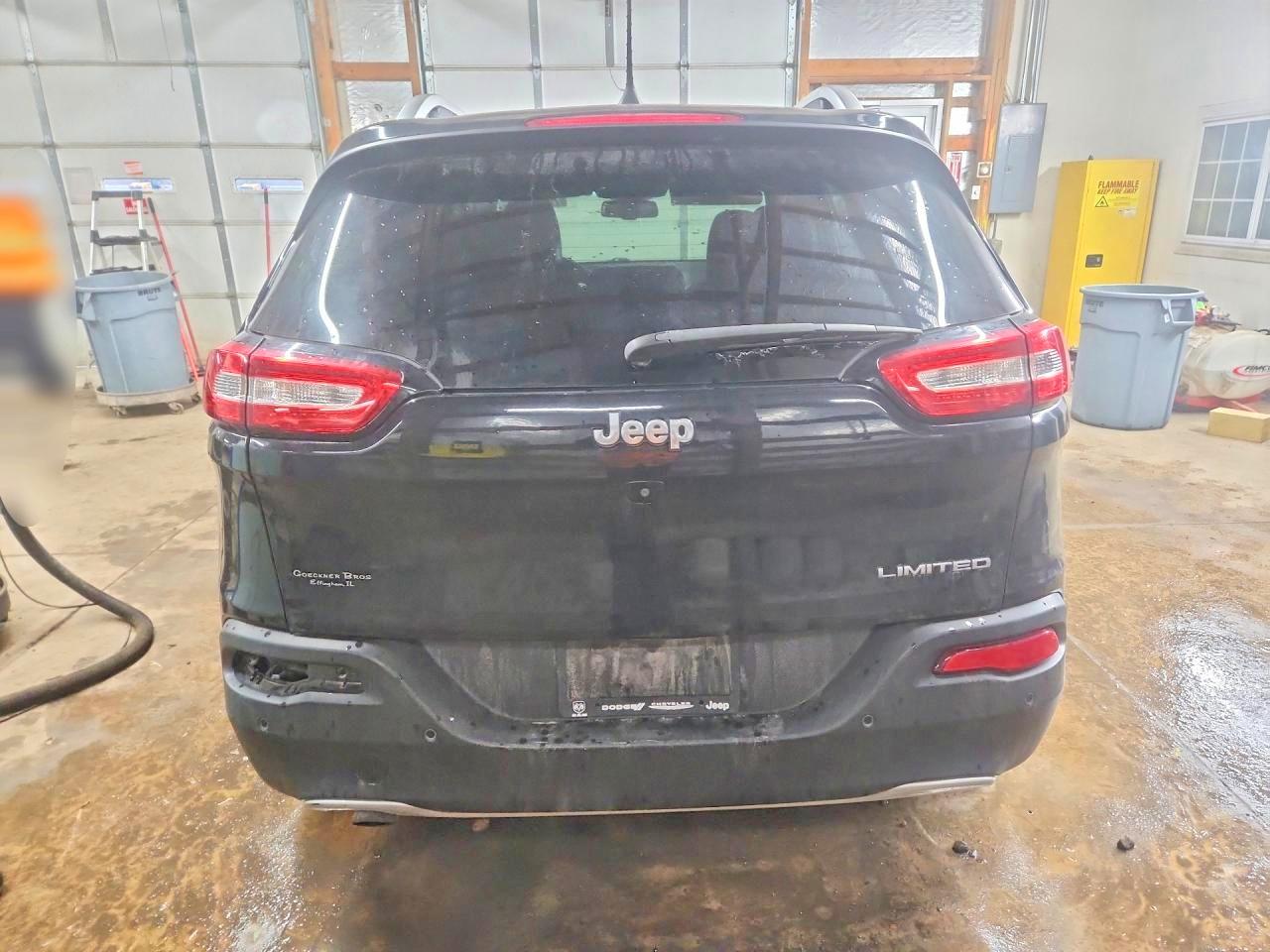 2018 JEEP CHEROKEE LIMITED photo 6