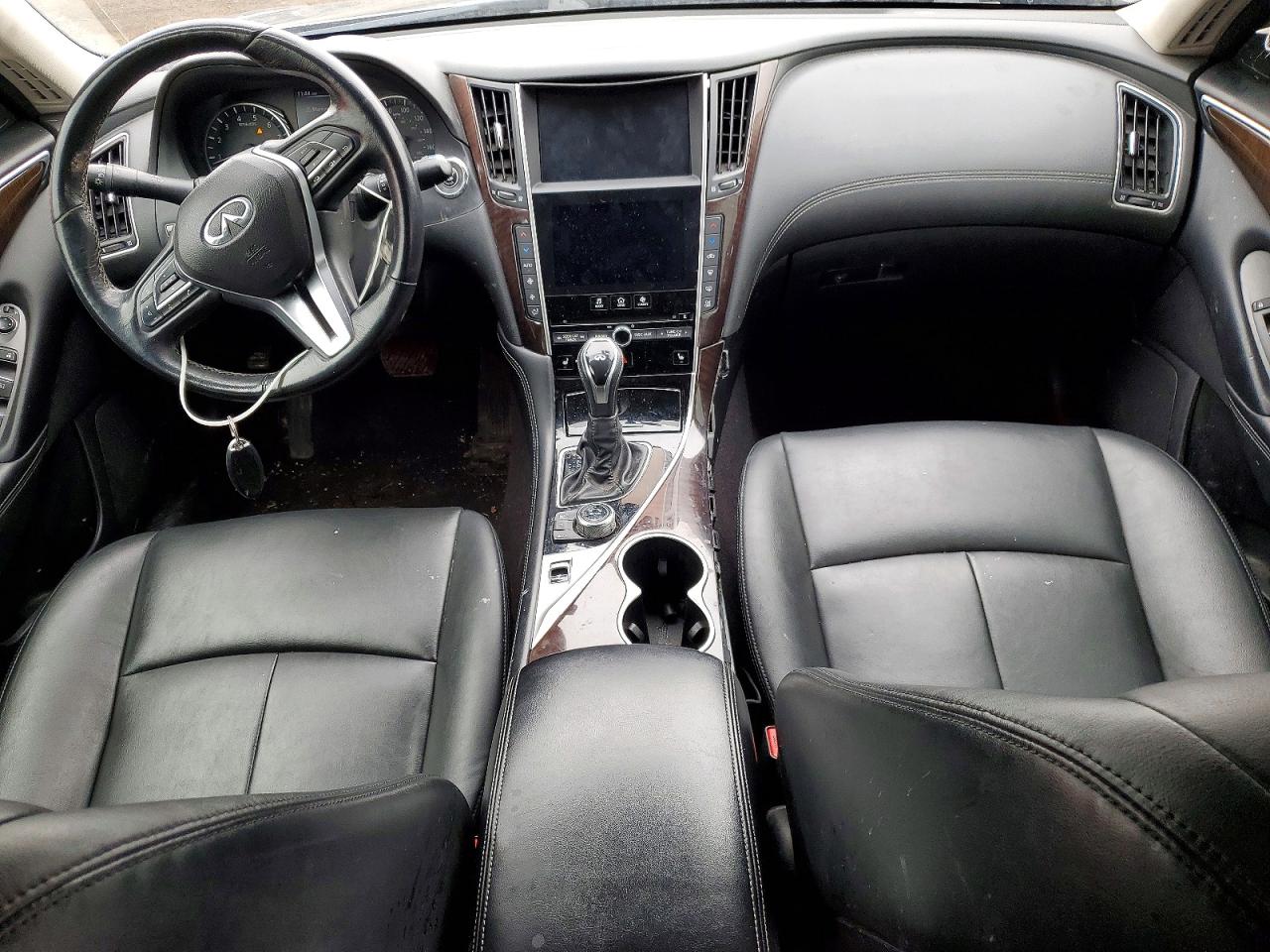 2018 INFINITI Q50 3.0T LUXE photo 22
