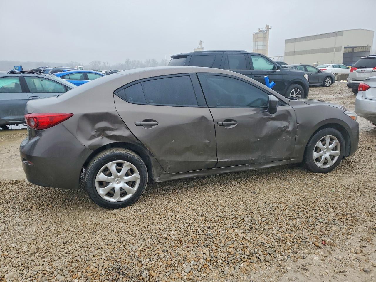 2017 MAZDA 3 SPORT photo 5