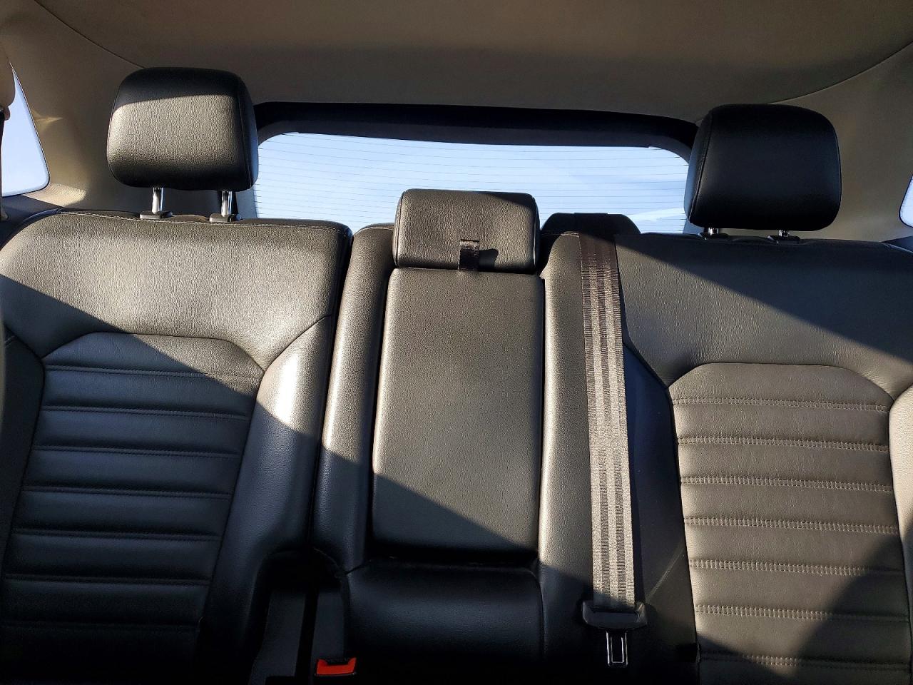 2017 FORD EDGE SEL photo 10