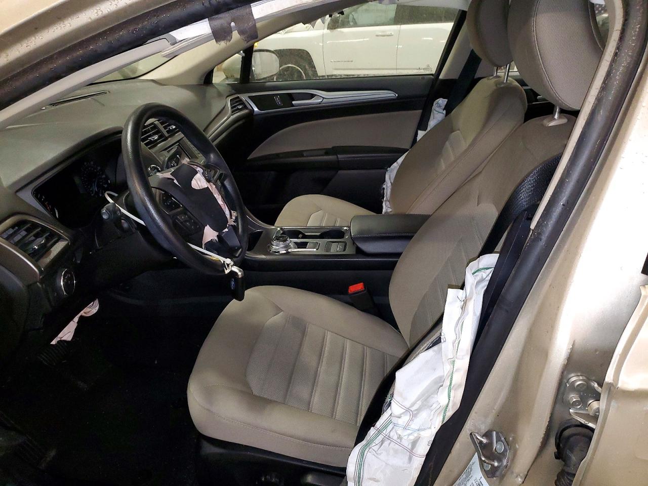 2019 FORD FUSION S photo 7