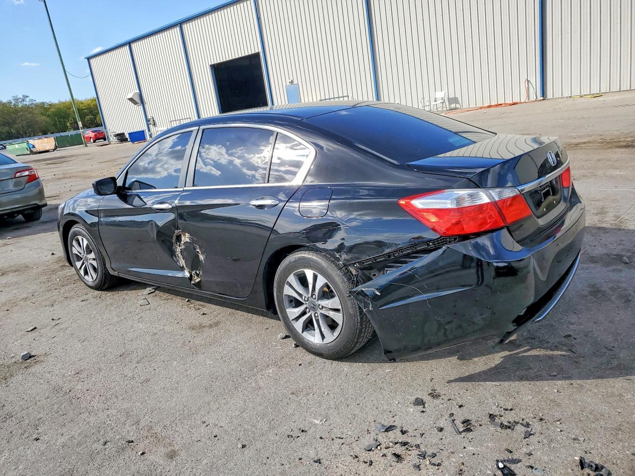 2013 HONDA ACCORD LX photo 2