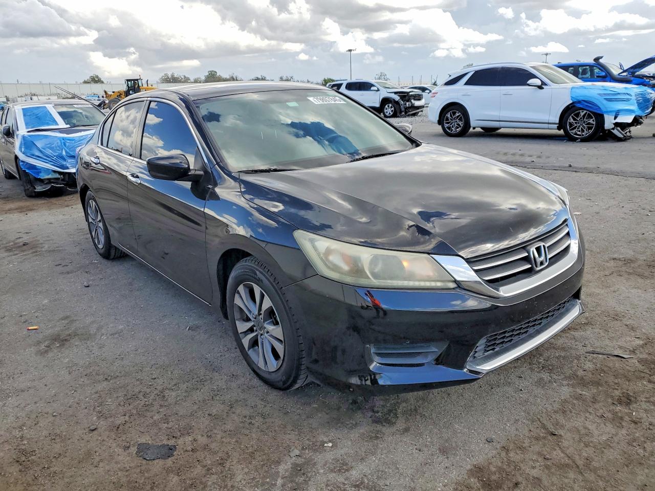 2013 HONDA ACCORD LX photo 4