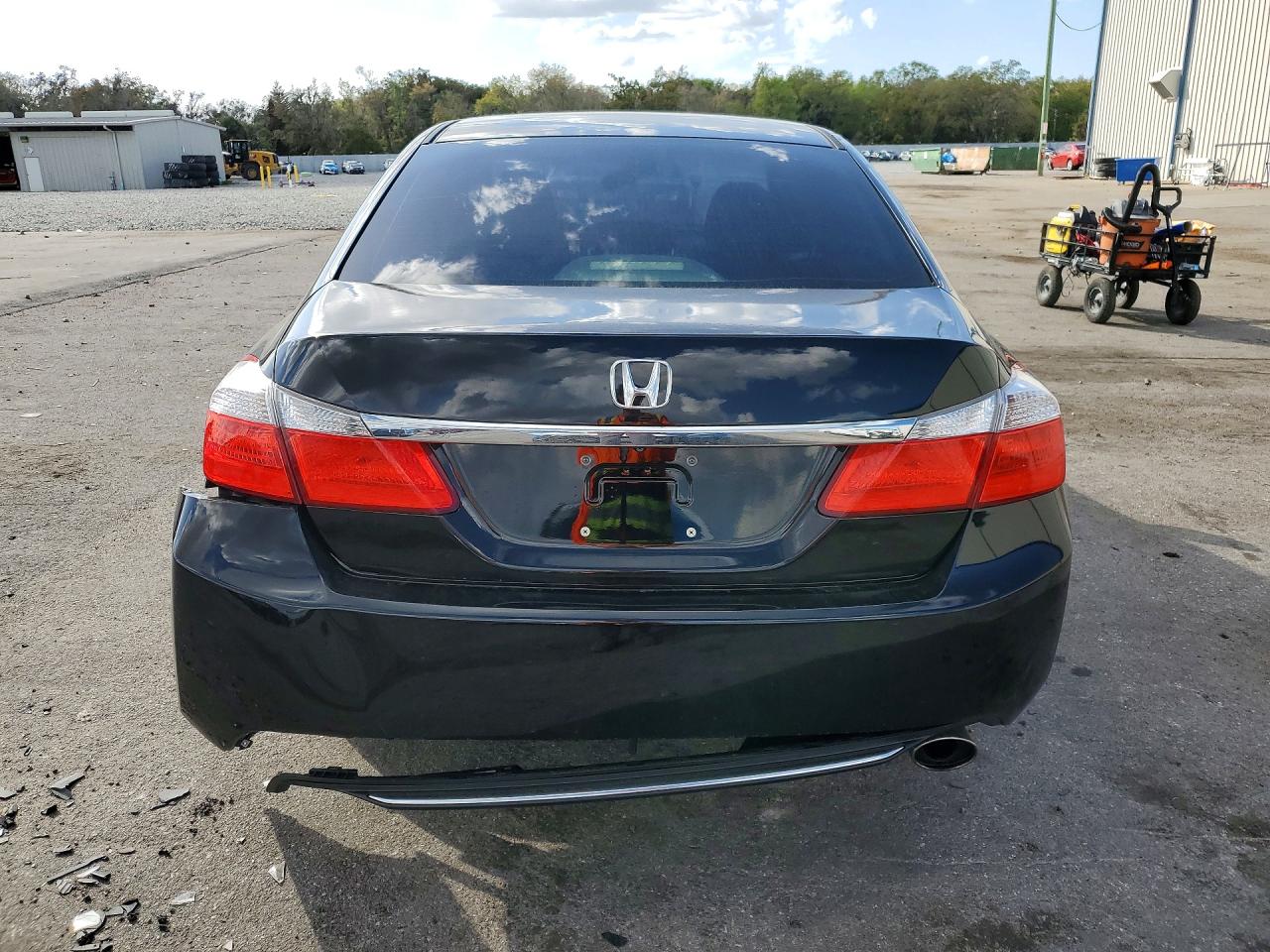 2013 HONDA ACCORD LX photo 6