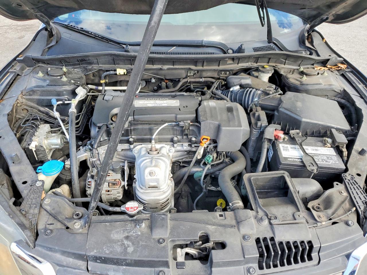 2013 HONDA ACCORD LX photo 11