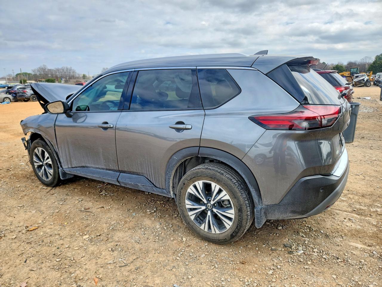2021 NISSAN ROGUE SV photo 4
