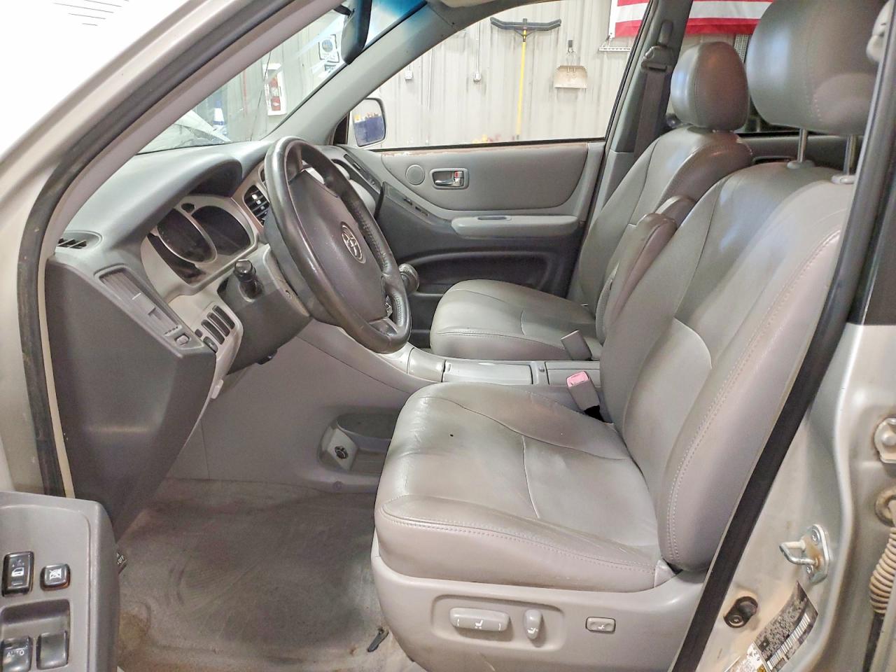 2006 TOYOTA HIGHLANDER SPORT photo 19