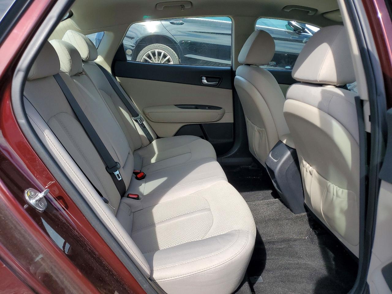 2018 KIA OPTIMA LX photo 10