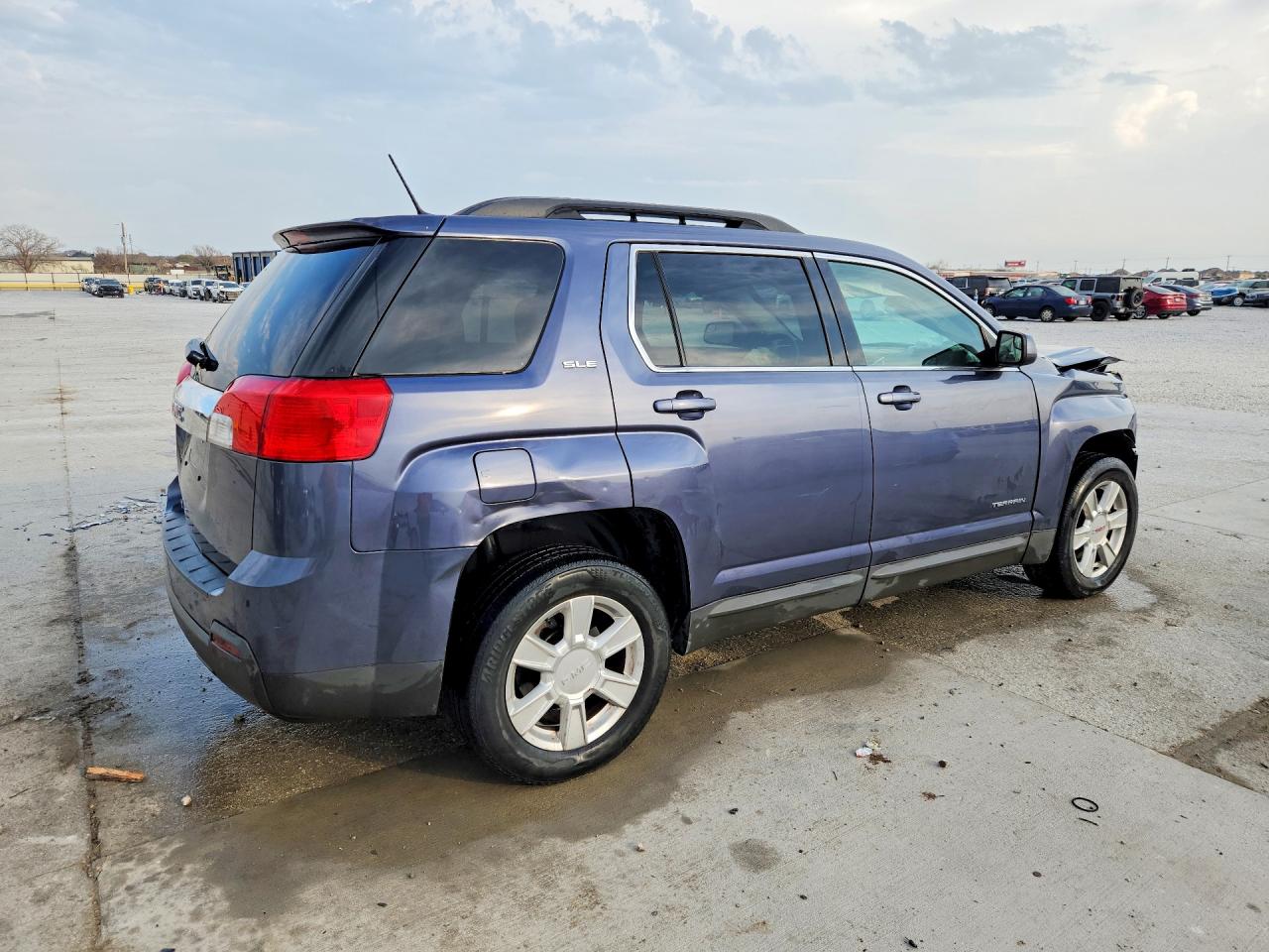 2013 GMC TERRAIN SLE photo 5