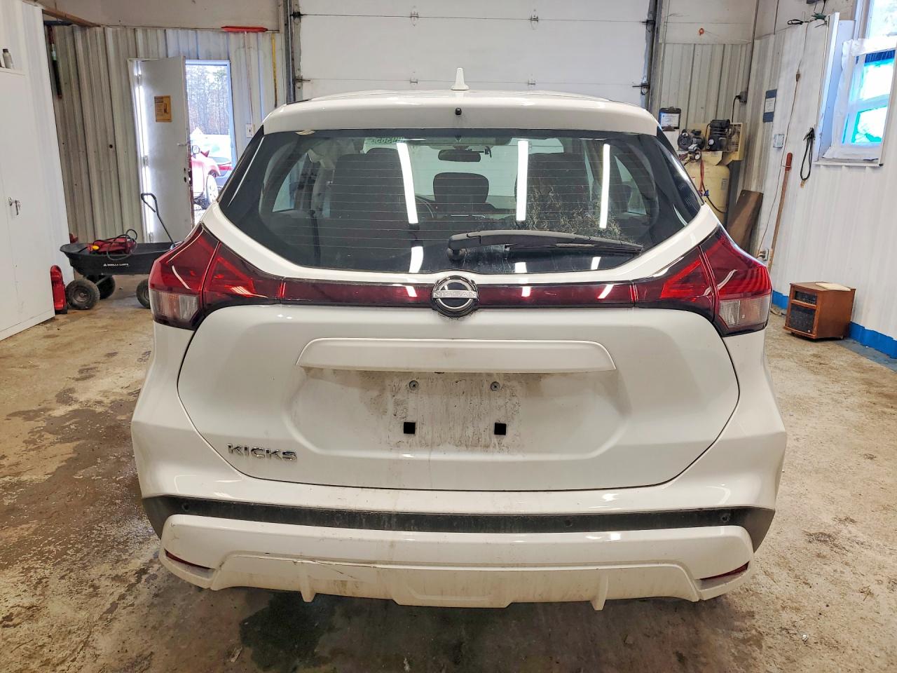 2023 NISSAN KICKS S photo 16