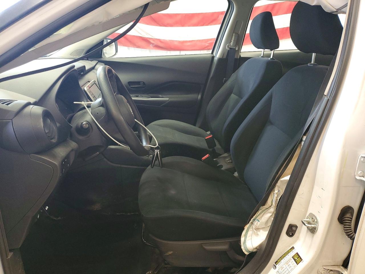 2023 NISSAN KICKS S photo 19
