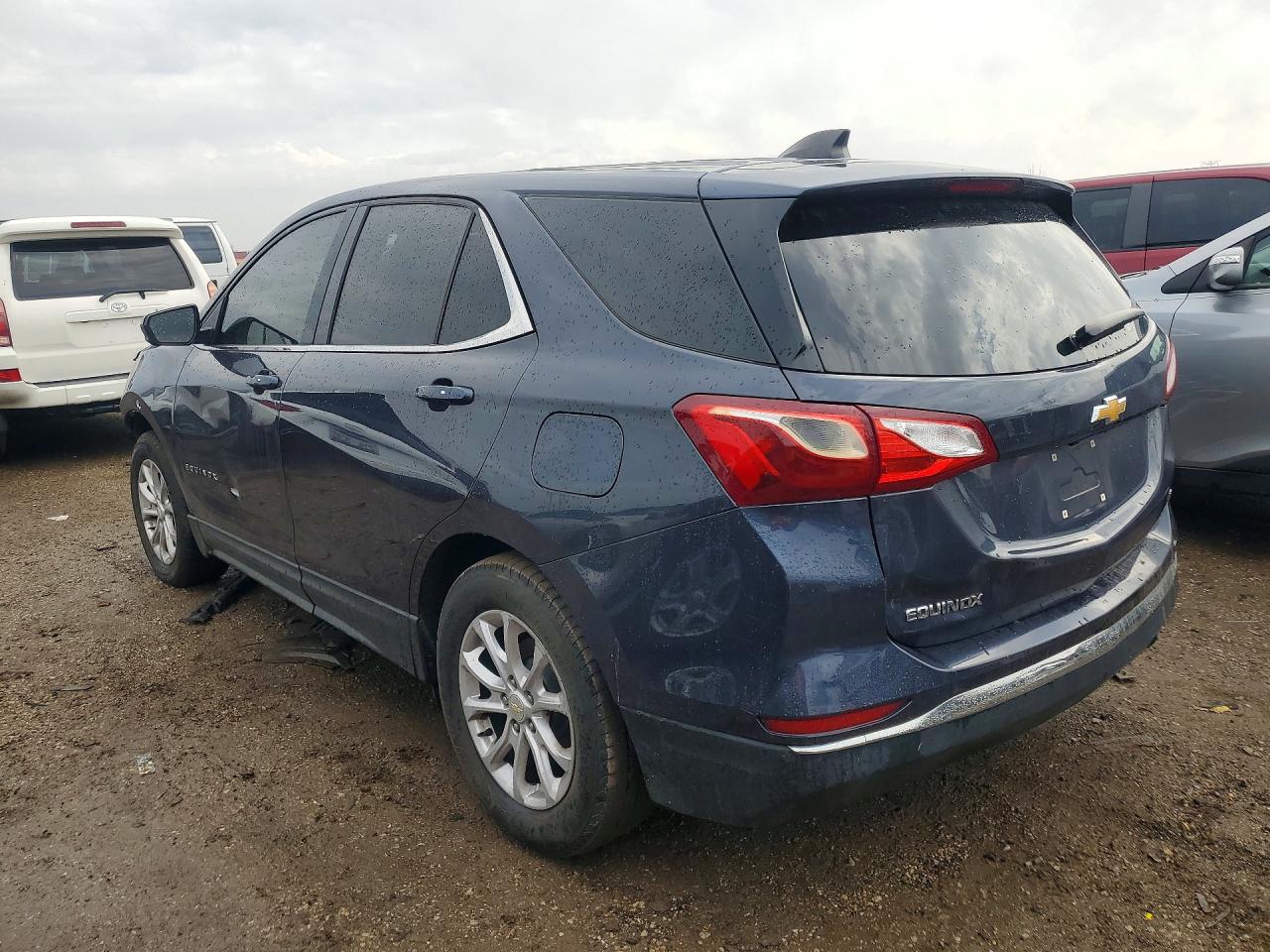 2018 CHEVROLET EQUINOX LT photo 3