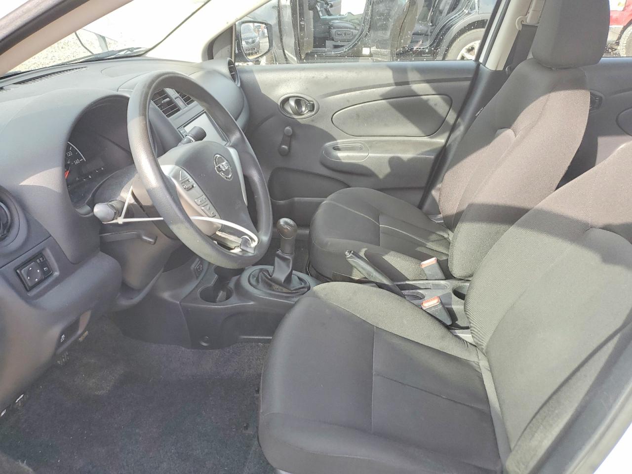 2019 NISSAN VERSA S photo 13