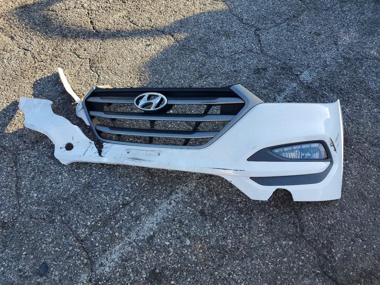 2016 HYUNDAI TUCSON SE photo 13