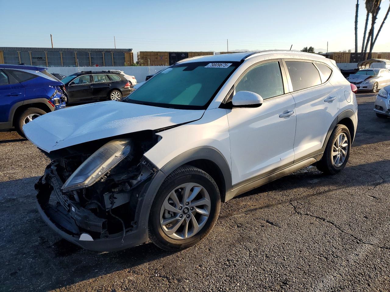 2016 HYUNDAI TUCSON