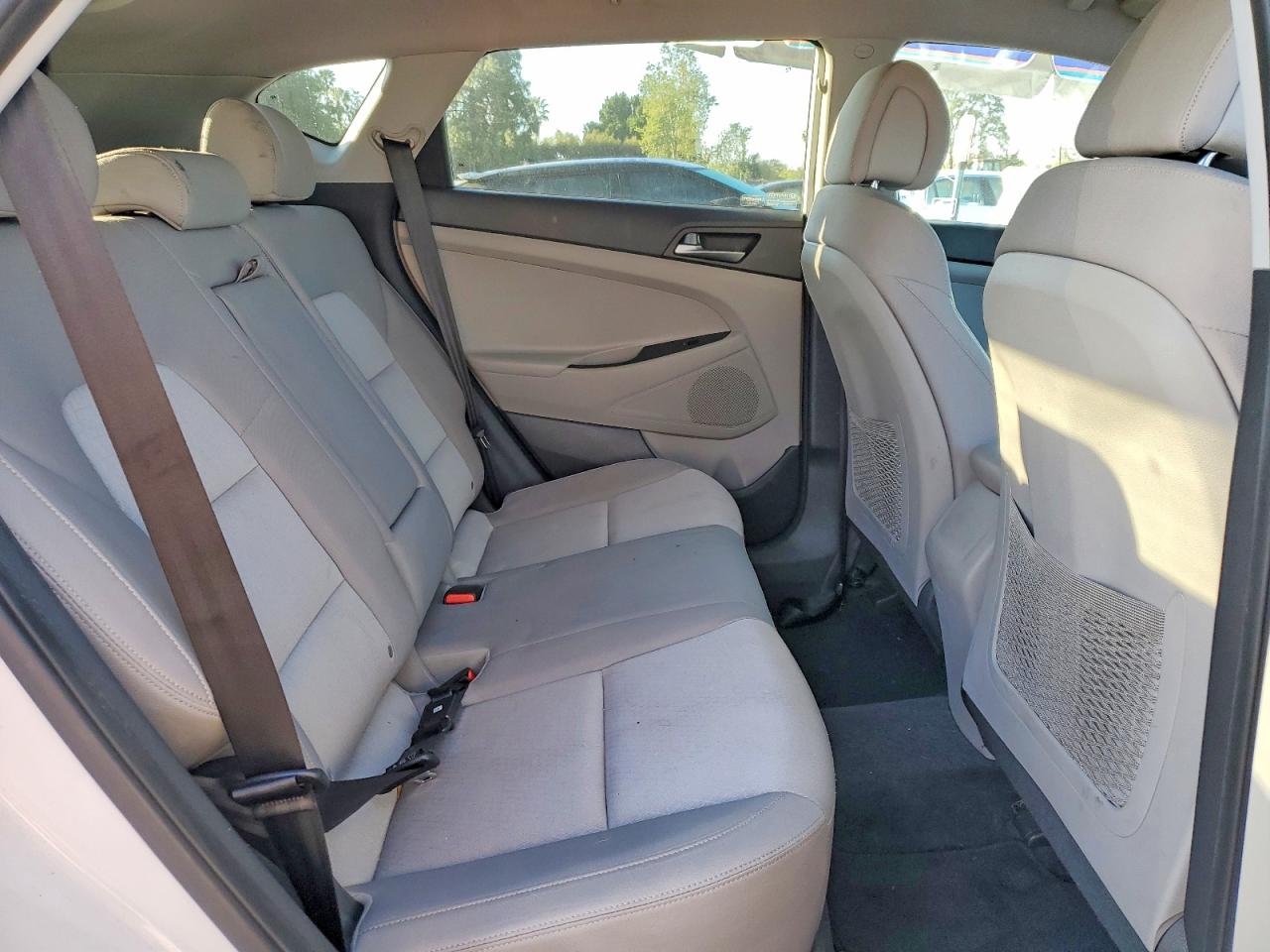 2016 HYUNDAI TUCSON SE photo 11