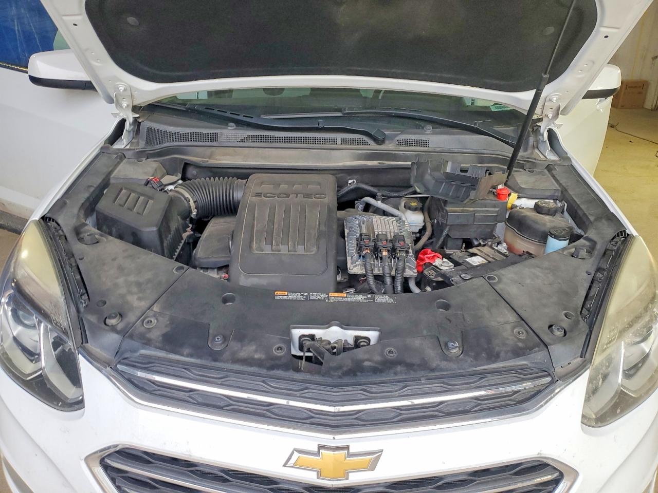 2017 CHEVROLET EQUINOX LT photo 34