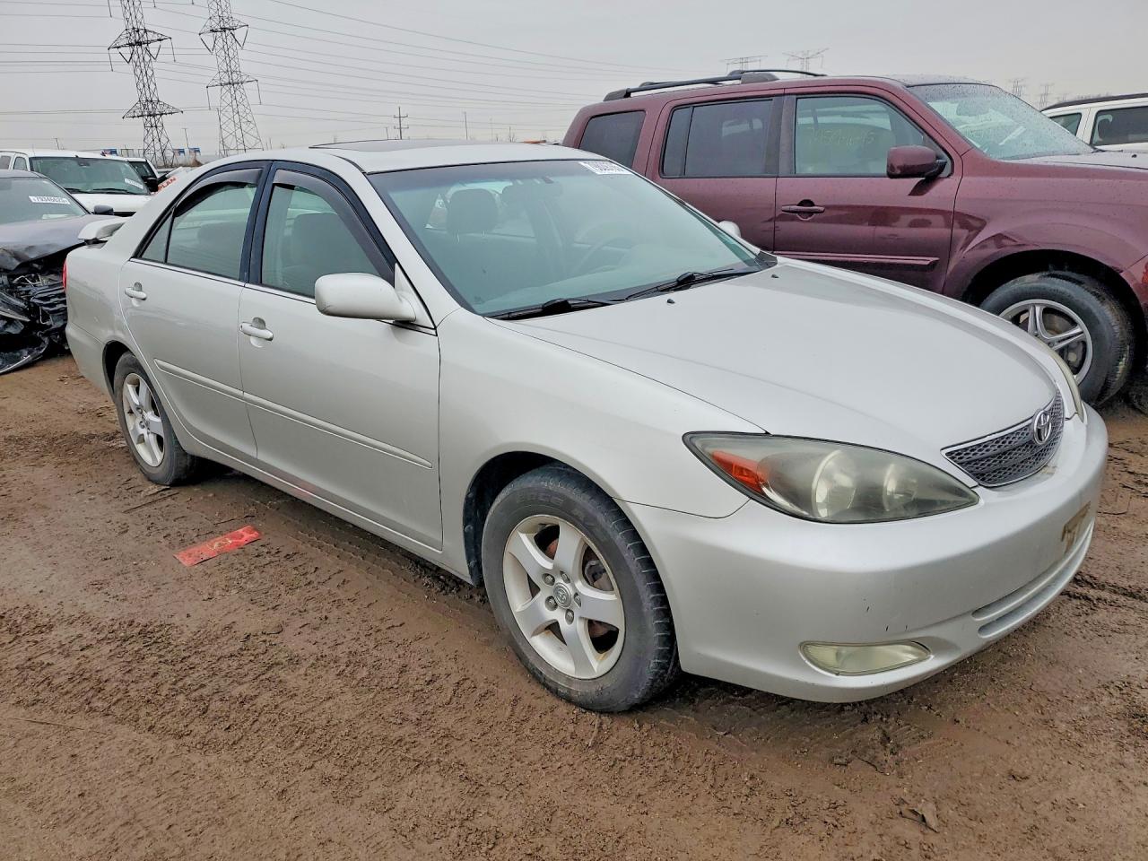 2004 TOYOTA CAMRY SE photo 7