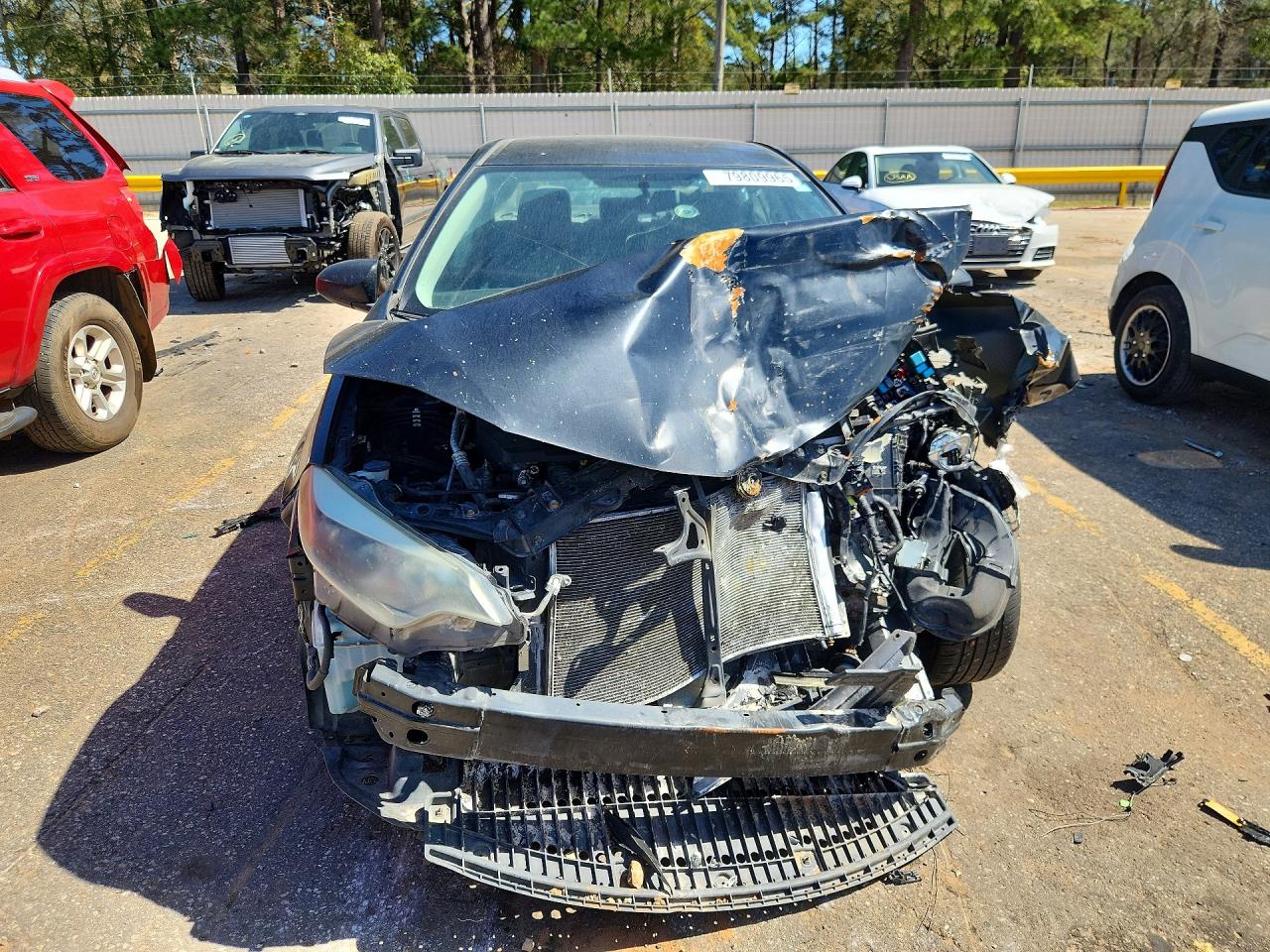 2015 TOYOTA COROLLA LE photo 5