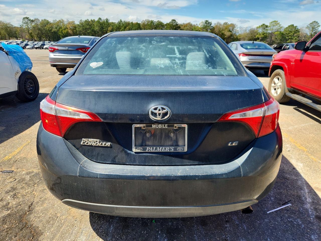 2015 TOYOTA COROLLA LE photo 6