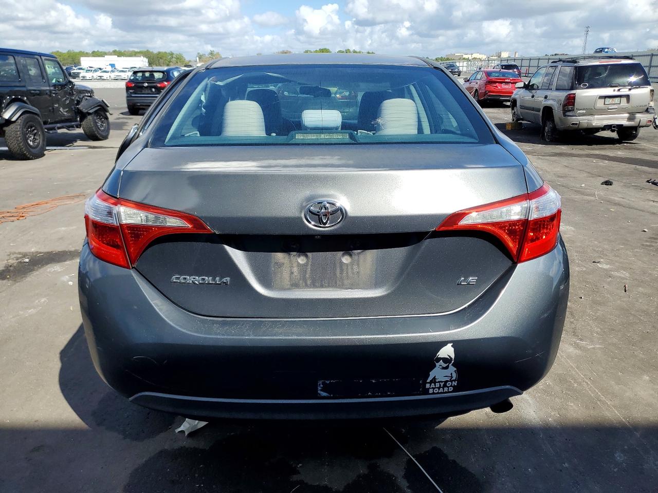 2014 TOYOTA COROLLA LE photo 11
