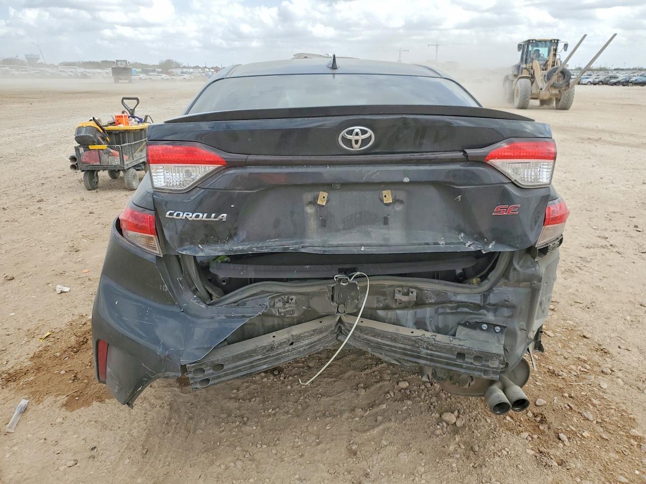 2022 TOYOTA COROLLA SE photo 6