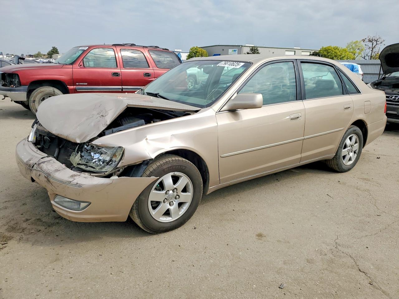 2001 TOYOTA AVALON