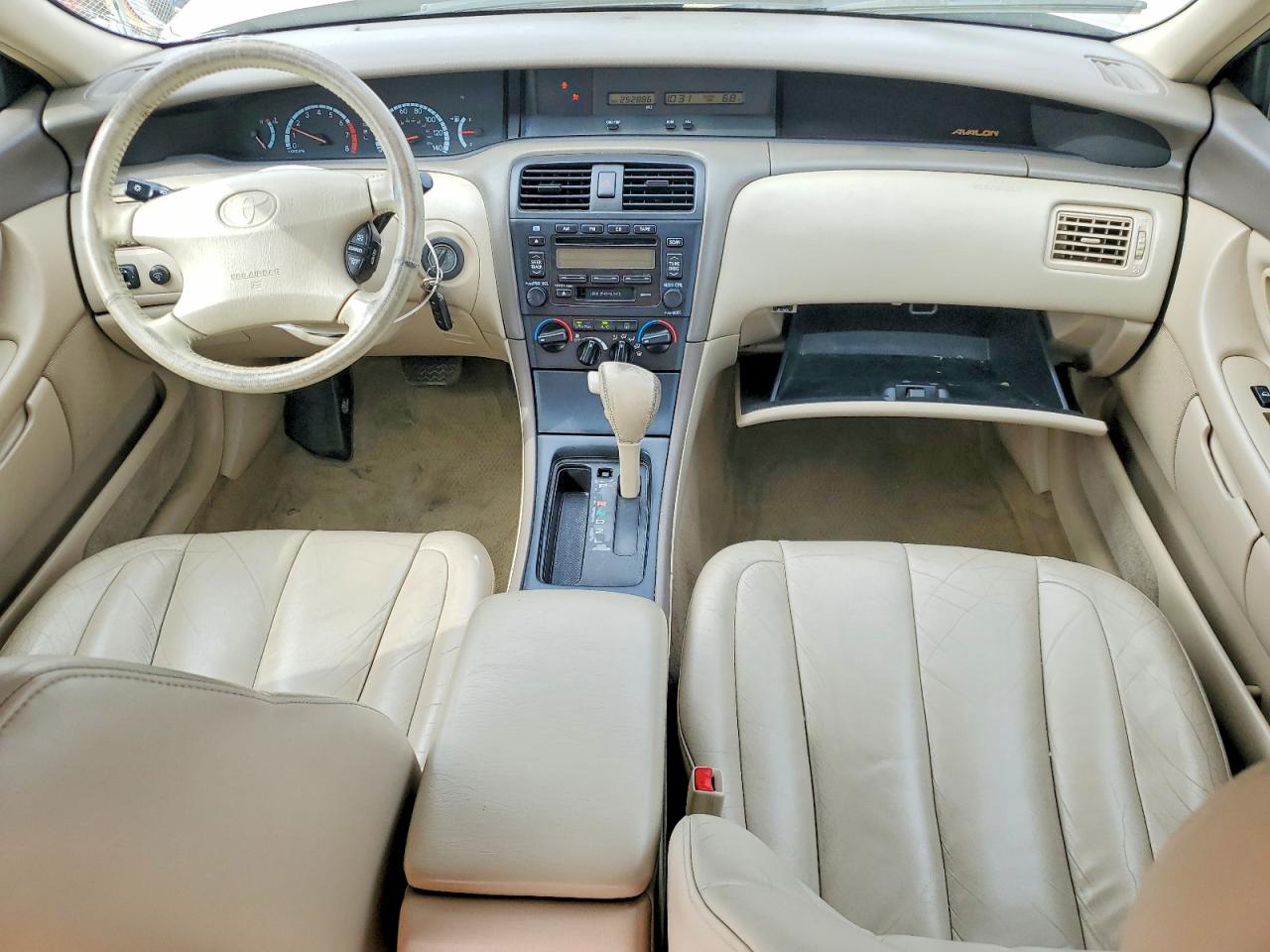 2001 TOYOTA AVALON XL photo 15