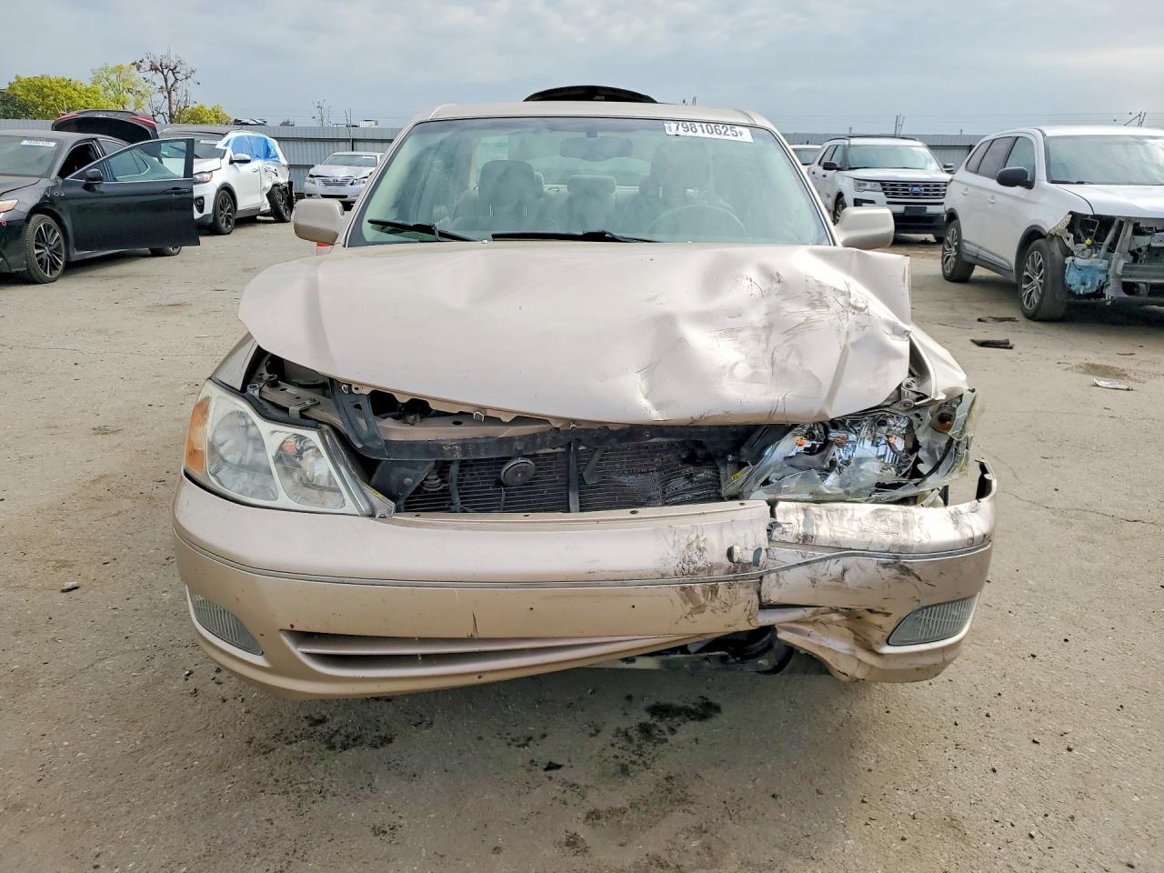 2001 TOYOTA AVALON XL photo 9