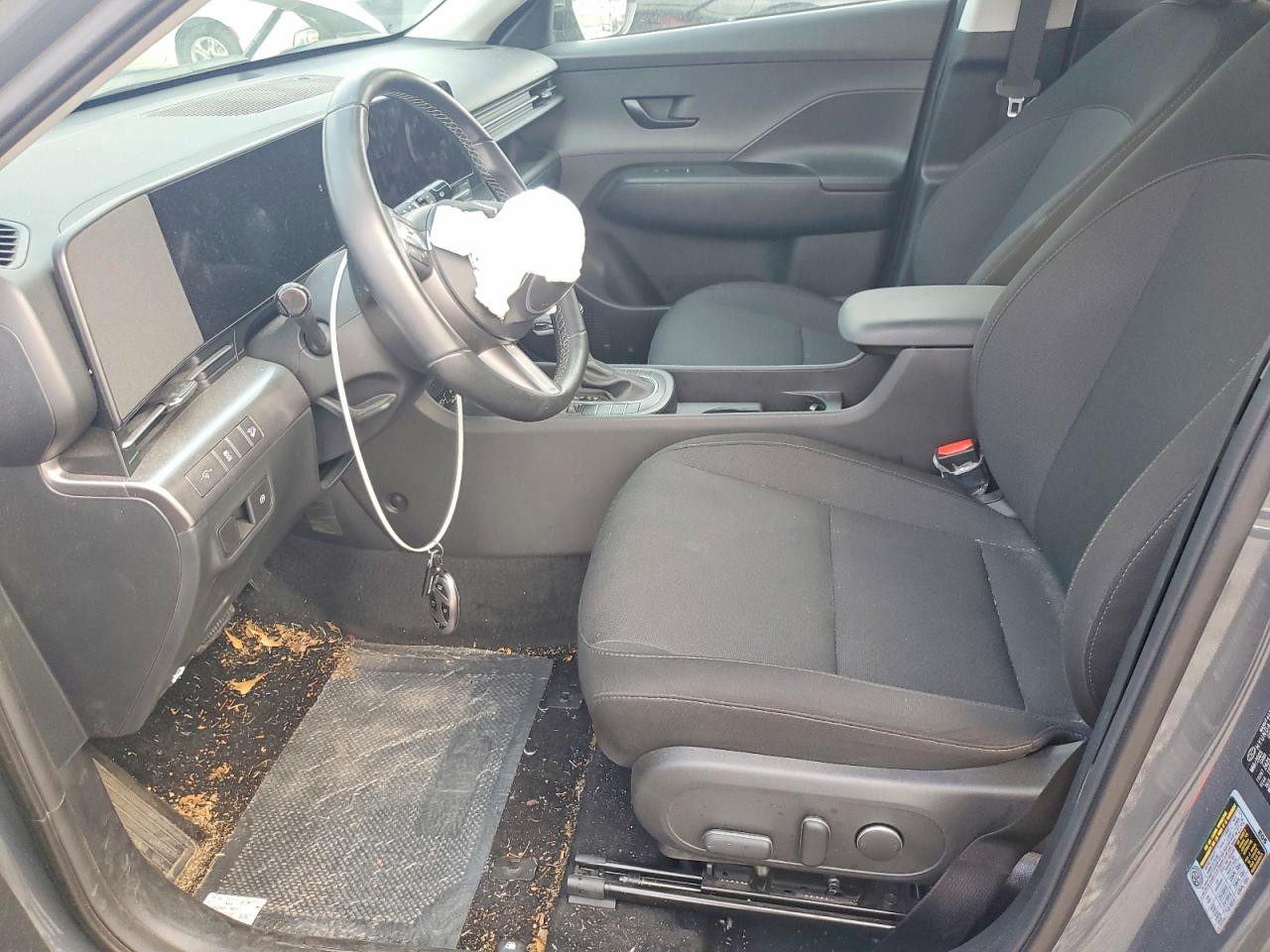 2025 HYUNDAI KONA SEL photo 13